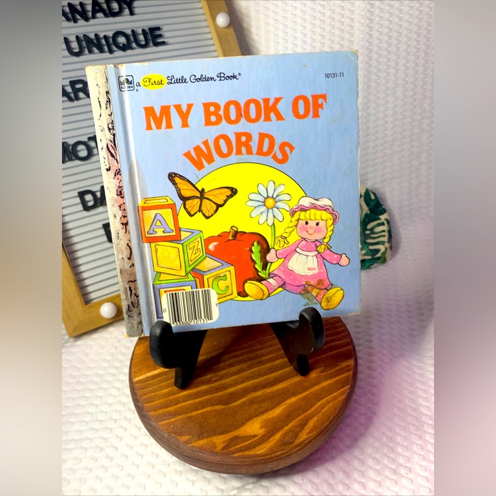 Vintage FIRST Little Golden Book MY BOOK OF WORDS Ephemera.